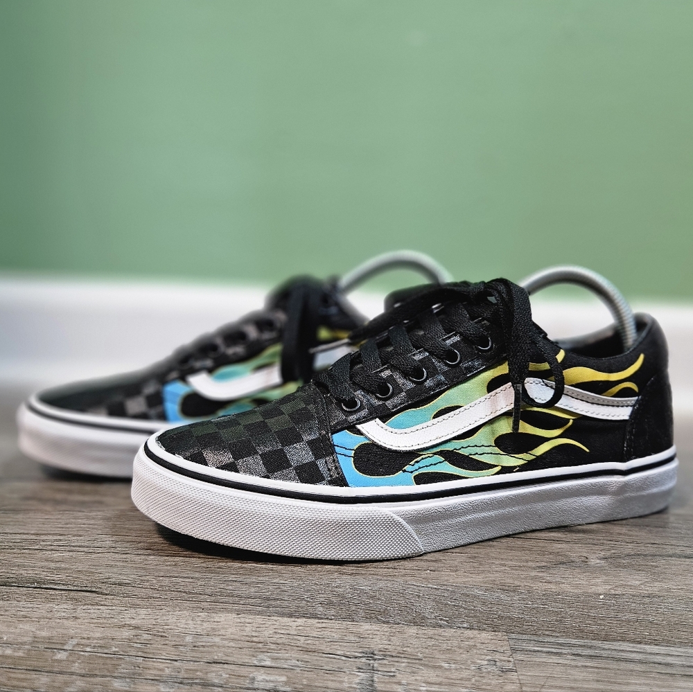 Vans Old Skool Glow Flame‎ Black Checkerboard Sneakers